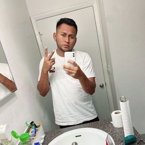 Meet your Posher, Eduardo